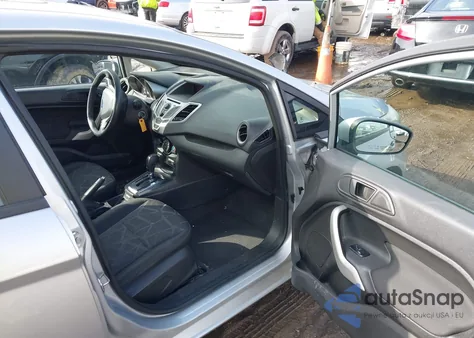 2013 Ford Fiesta Se из США, поврежденный, VIN 3FADP4BJ7DM103385